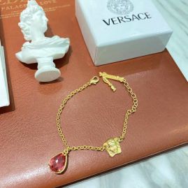 Picture of Versace Bracelet _SKUVersacebracelet12cly1716726